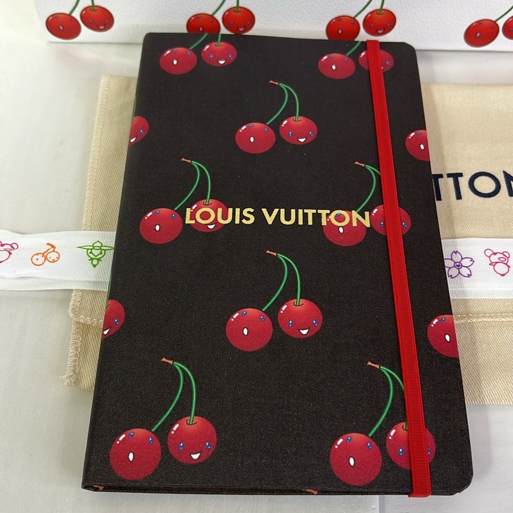 Louis Vuitton X Murakami 2025 Cerises Cherry Jane Notebook - Picture 3 of 8